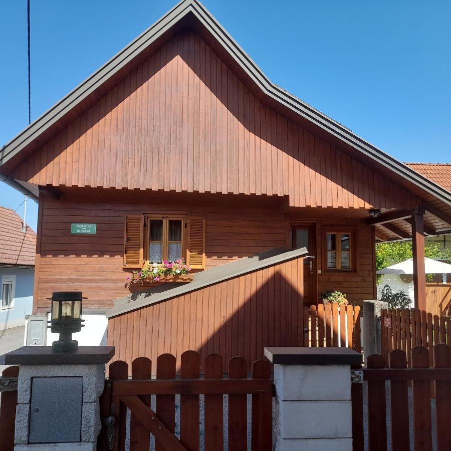 Appartement Kellerstoeckl Maierjoergl à Sankt Martin im Sulmtal Extérieur photo